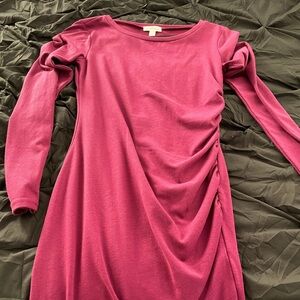 Long sleeve burgundy maroon dress with side ruching Leith size small S
